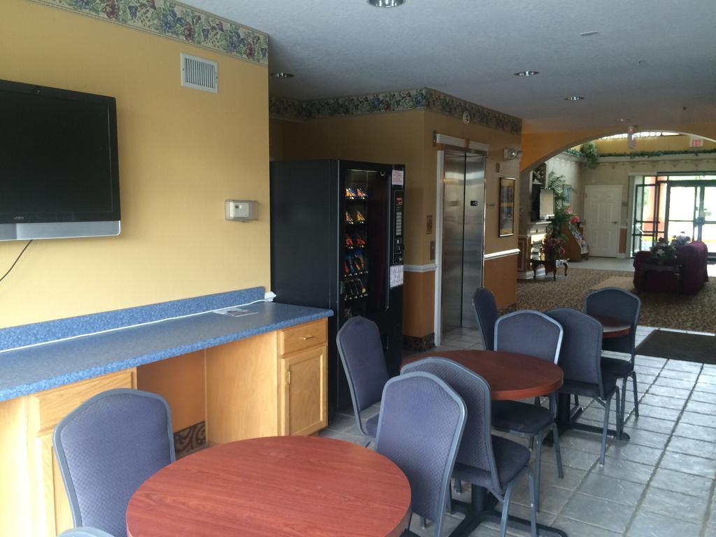 Luxury Suites Ferry Pass Extérieur photo